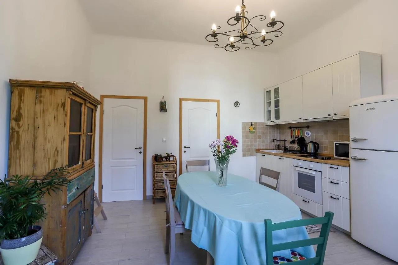 Apartamento Côté ensoleillé Pula 0*,