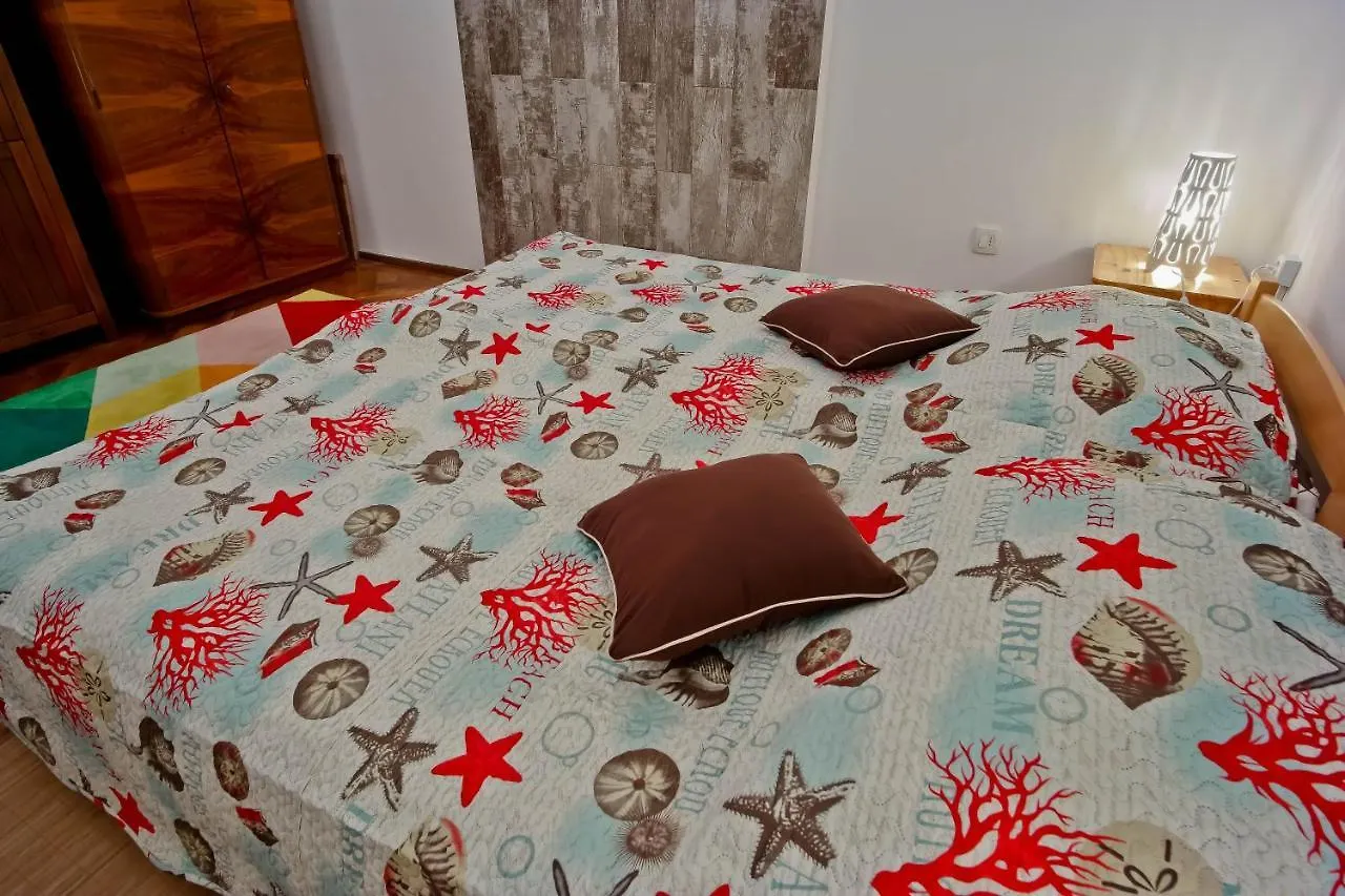 Apartamento Côté ensoleillé Pula 0*,  Croacia
